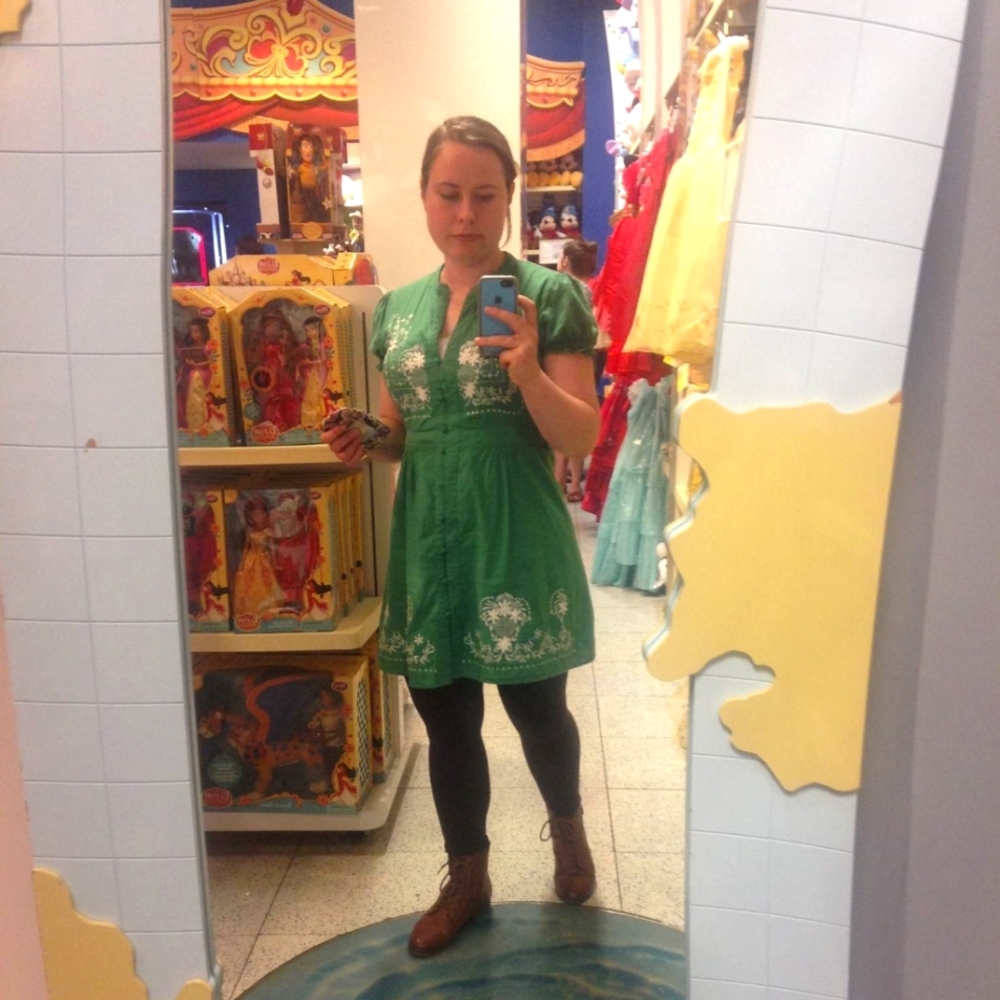 Modcloth Irish Green Short Dress with White Embroidery